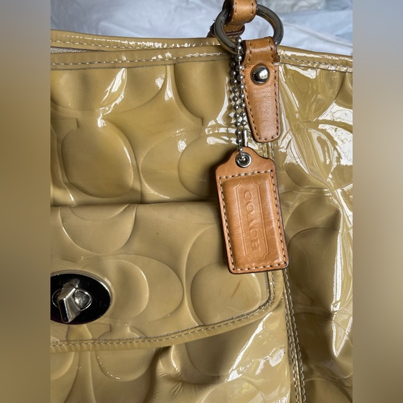 2009 paten-leather tan Coach Bag - Picture 5 of 9